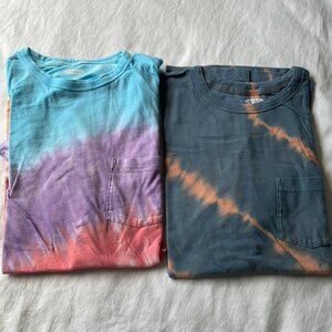 Old Navy set of 2 tie dye tshirts